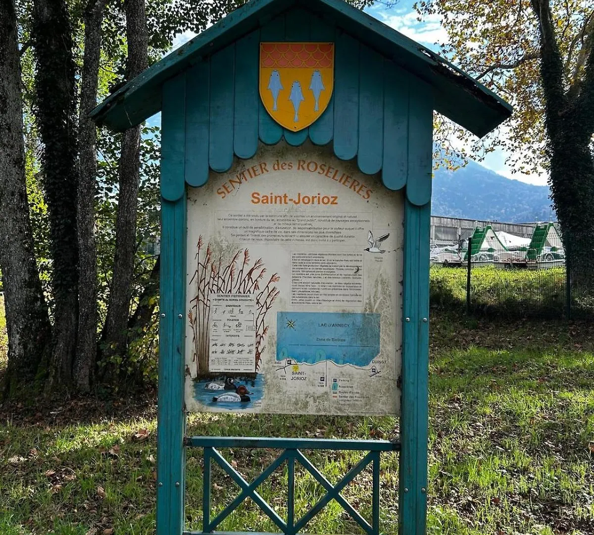 Studio Chaleureux 30M2, Entre Lac Et Montagnes, Parking Prive Gratuit, Lit Queen-Size Saint-Jorioz 0*,  France
